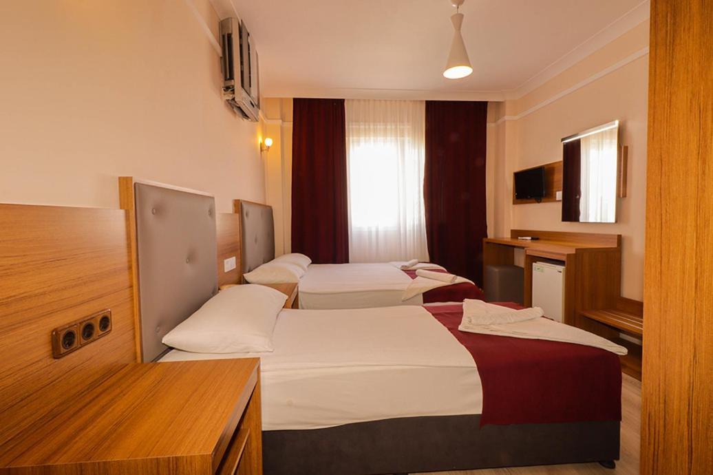מנבגט Throne Beach Resort & Spa מראה חיצוני תמונה